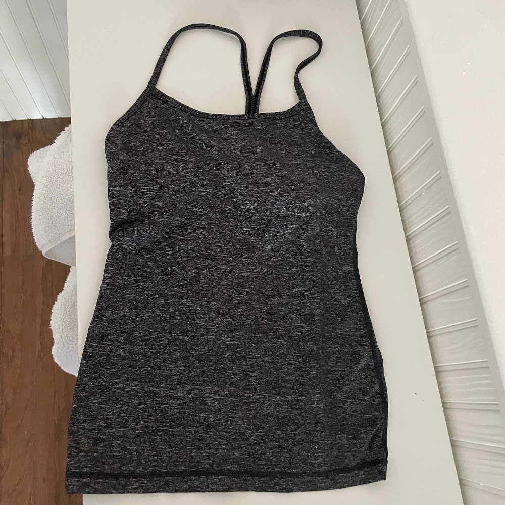 Lululemon tank